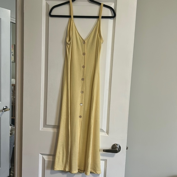 Wilfred Dresses & Skirts - Wilfred free Mairi Knit Midi Dress Yellow Button Front